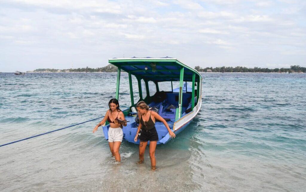 Private snorkeling trip around the Gili Islands after the crossing from Bali
